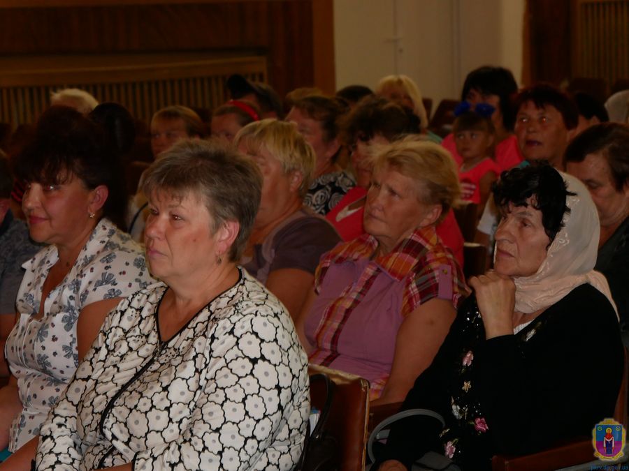 P1570661