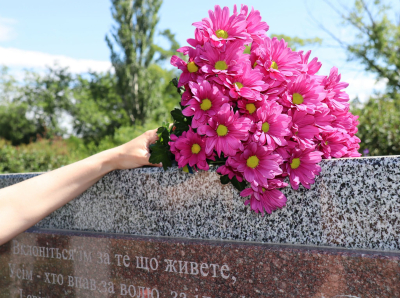 22 червня - День скорботи і вшанування пам&rsquo;яті жертв війни в Україні