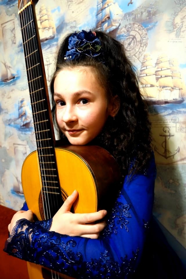 Таланты нашего региона. 13-летняя девочка вошла в десятку лучших гитаристов мира!