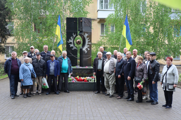 ЖИТИ, ЩОБ ПАМ'ЯТАТИ: СЬОГОДНІ 38-РІЧНИЦЯ ЧОРНОБИЛЬСЬКОЇ ТРАГЕДІЇ