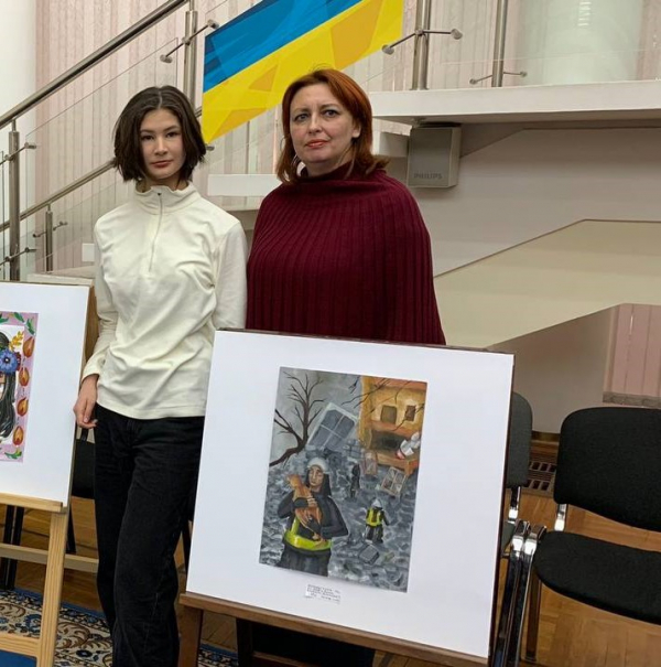 ЮНА ХУДОЖНИЦЯ ПОКРОВА &mdash; ПЕРЕМОЖНИЦЯ ТВОРЧОГО КОНКУРСУ