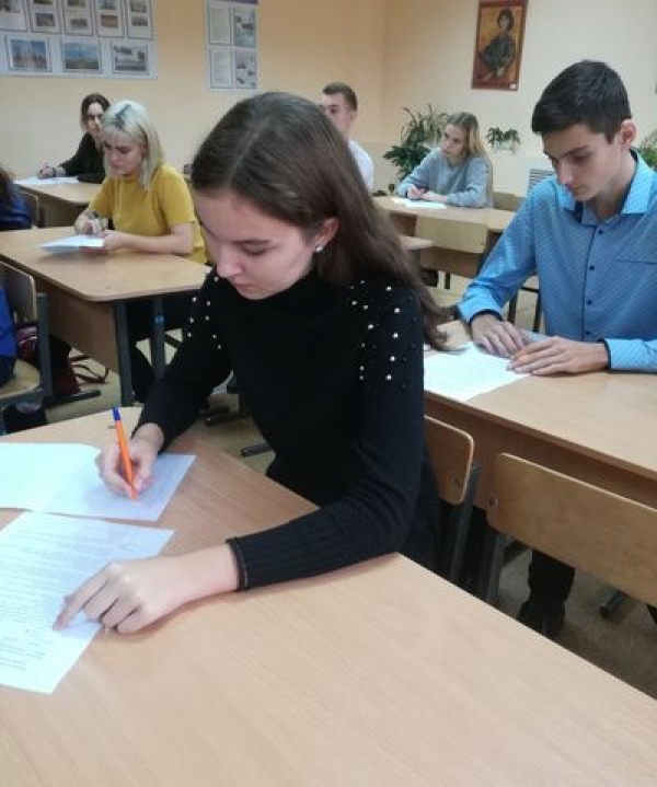 На областной олимпиаде по экологии Покров представят ученики лицея и девятой школы