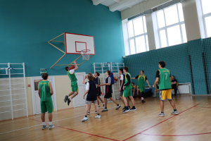 Змагались у ІІ етапі шкільних ліг