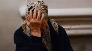 Потеряла память и заблудилась. Полицейские помогли женщине, которую нашли в Александровском карьере