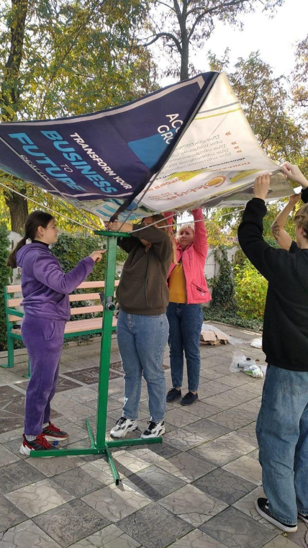 ПРОЄКТ ШКОЛЯРІВ ПОКРОВА УВІЙШОВ ДО ПІВФІНАЛУ МІЖНАРОДНОЇ НАГОРОДИ YOUNG ECO-HERO AWARDS