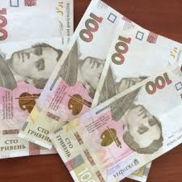 Поработал месяц &mdash; получил 5% прибавки к заплате. НЗФ пытается удержать молодых работников