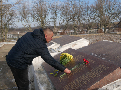 Покров вшановує 82-гу річницю звільнення від нацистських загарбників