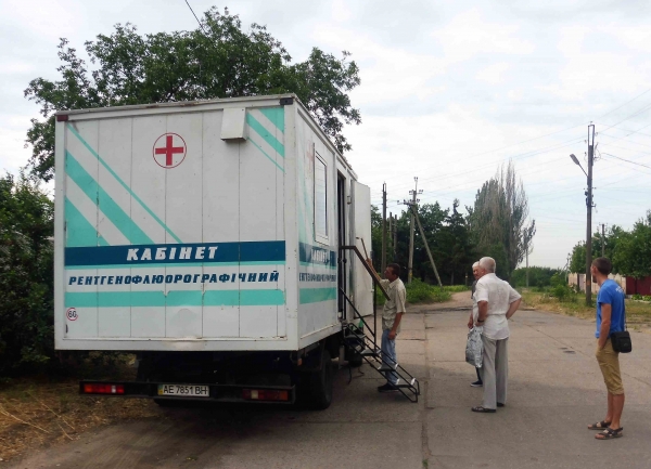 За первый день работы передвижного флюрографа им воспользовалась почти сотня горожан
