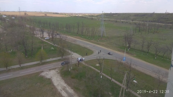 ДТП в районе улицы Зонова. У водителя мопеда сломана рука